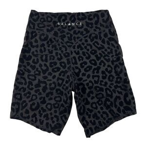 Balance Athletica Shorts Women Large Kingdom Collection Crushed Velvet‎ Biker